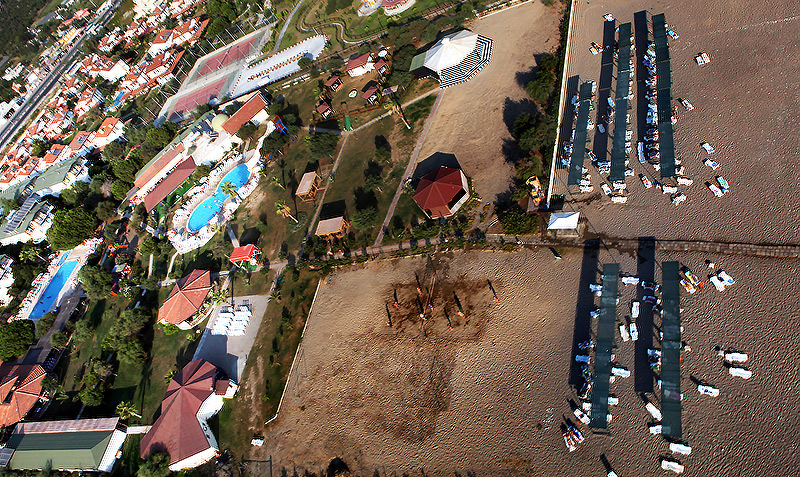 Club Serena Beach